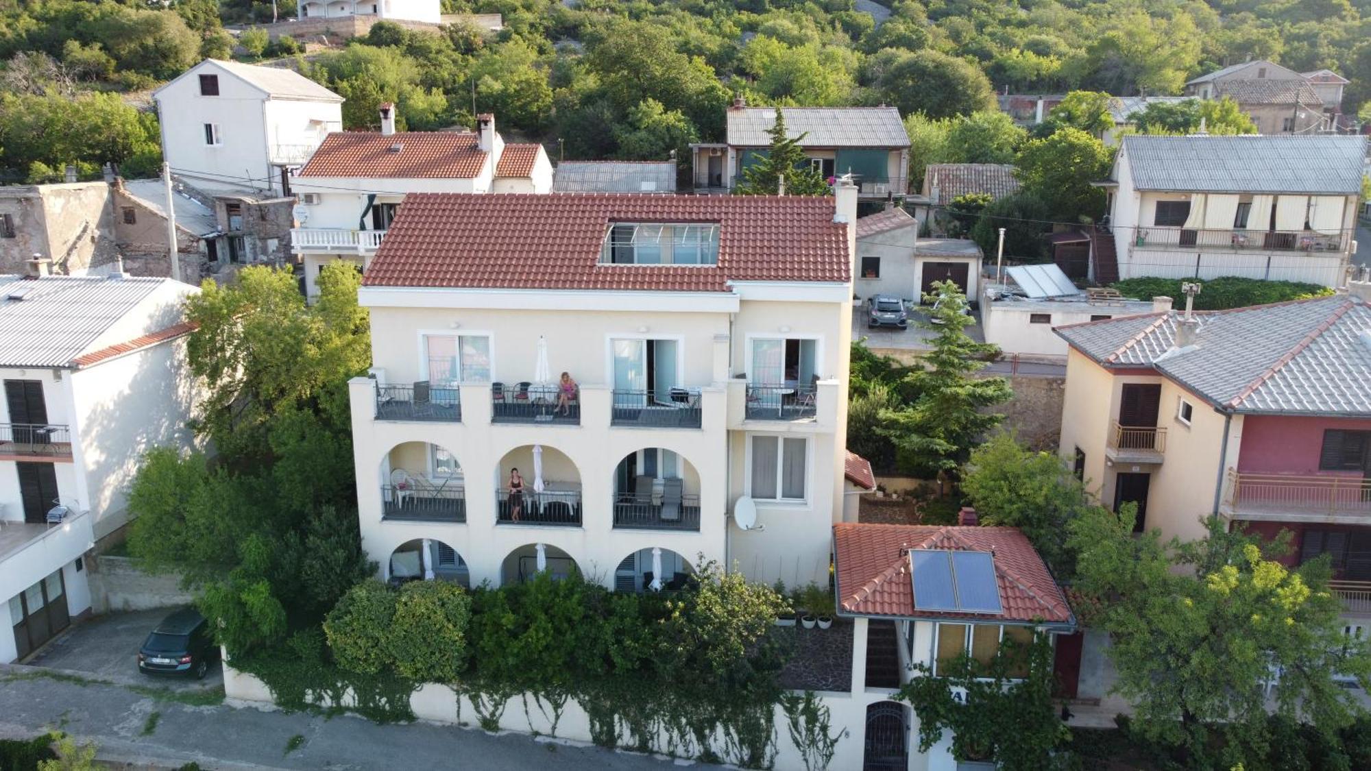 Apartments Laura Senj  Esterno foto